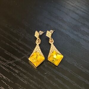 Elegant Gold and Yellow Dangle Earrings